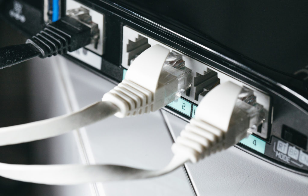 モバイルWiFiで有線LAN接続はできるのか？